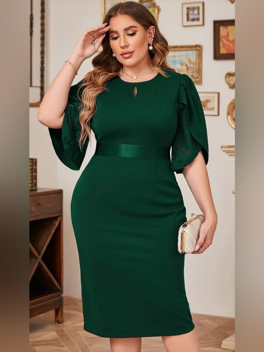 CurySweet Plus Petal Sleeve Dress - Size 2XL